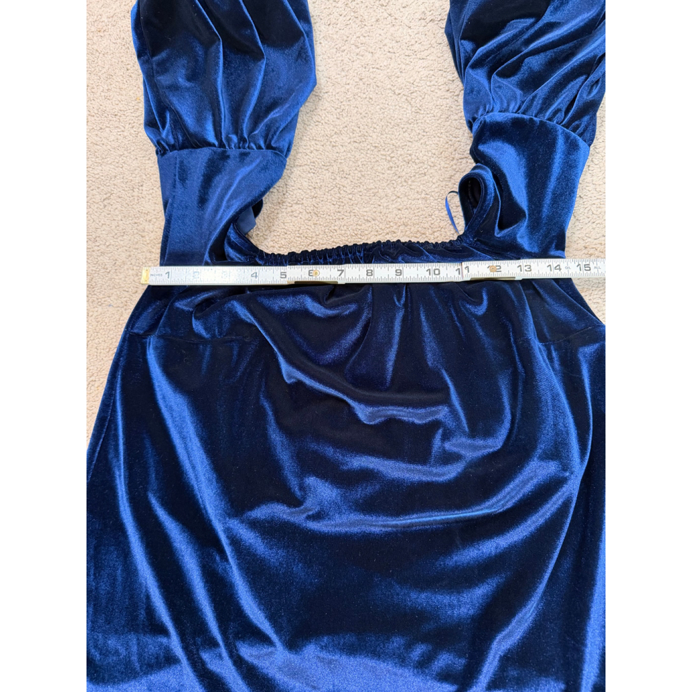 Women's Petersyn Blue Velvet Off-Shoulder Blouse Sz S Romantic Luxe Holiday Glam - Picture 7 of 13